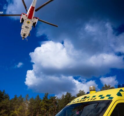 Вперше за час війни: авіацію ДСНС підняли у небо для порятунку немовля