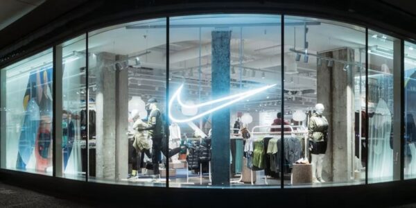 Nike потрапив у скандал через співпрацю з російським дизайнером
