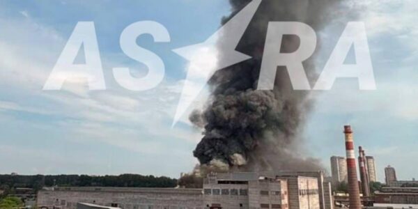 У Новосибірську палає склад оборонного заводу