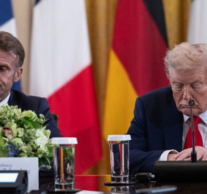 Макрон різко відреагував на торговельні погрози Трампа