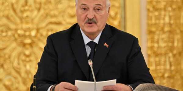 Лукашенко вибачився перед Зеленським за свої слова