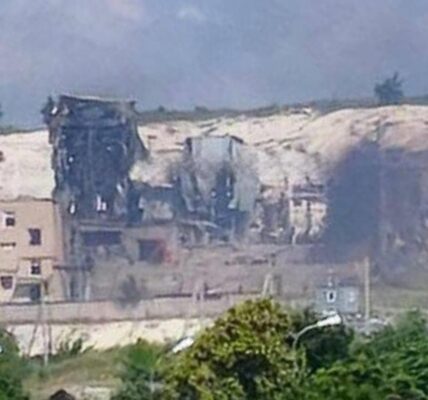 Ракети знищили завод у Бєлгородській області - соцмережі