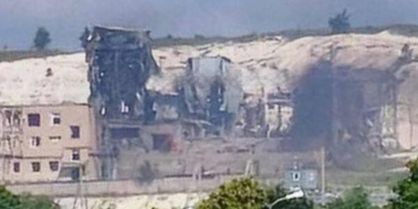 Ракети знищили завод у Бєлгородській області - соцмережі