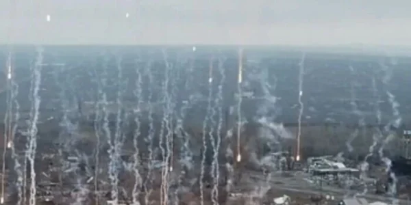Росіяни знищують Костянтинівку фосфорними боєприпасами (відео)