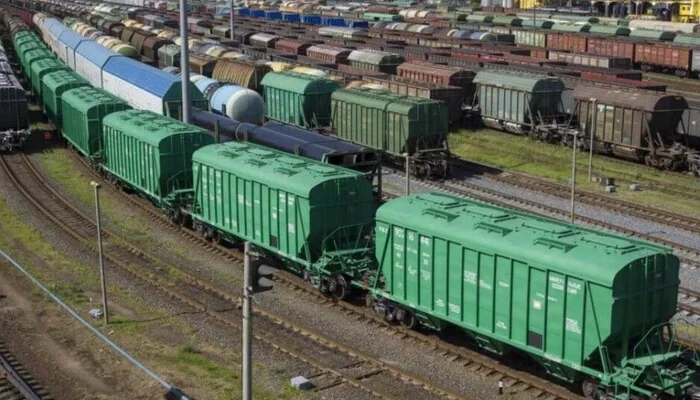 Промисловці закликали уряд не списувати вантажні вагони через вік: є ризик дефіциту рухомого складу