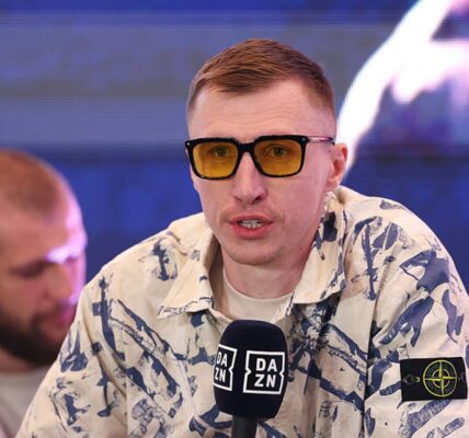 Менеджер Усика розкрив мотиви рішення відмовитися від поясів