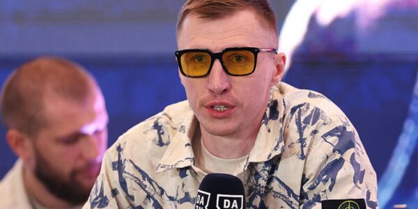 Менеджер Усика розкрив мотиви рішення відмовитися від поясів