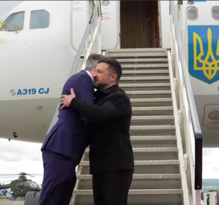 Зеленський прибув з візитом в Ірландію