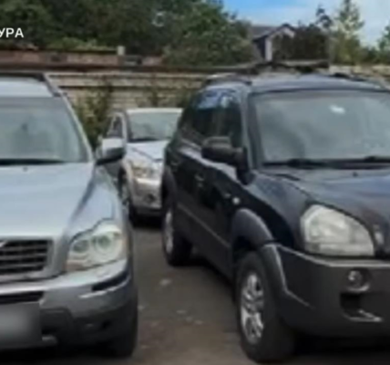 У Києві викрили схему ввезення 3000 "авто для ЗСУ"