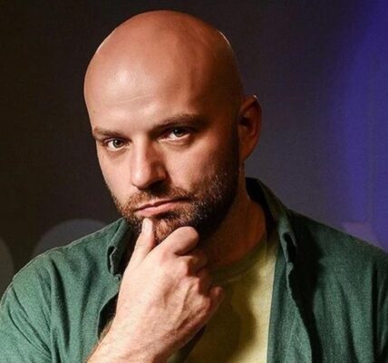 Слава Дьомін купив новий позашляховик за понад 30 тисяч доларів