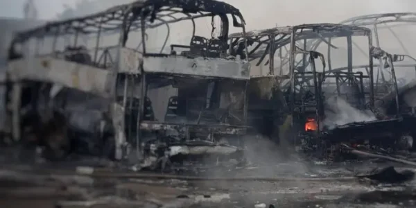 Удар по Одесі: постраждали люди, загорілися автобуси