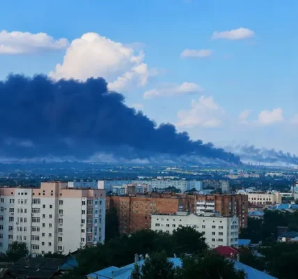 Дрони вразили один із найстаріших НПЗ Росії: чим особливий цей завод