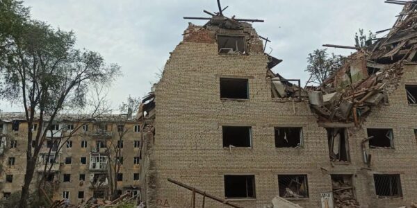 Росіяни атакували Слов’янськ двома авіабомбами