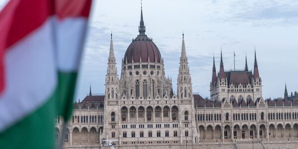 Одна з країн Європи знову зупинила переговори про вступ України до ЄС