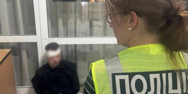 У Києві чоловік, якого доставили до ТЦК, зарізав лікарку ВЛК
