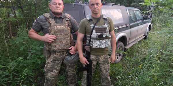 Коли мовчить зв'язок - мовчить уся бригада. Зв'язківці просять допомоги