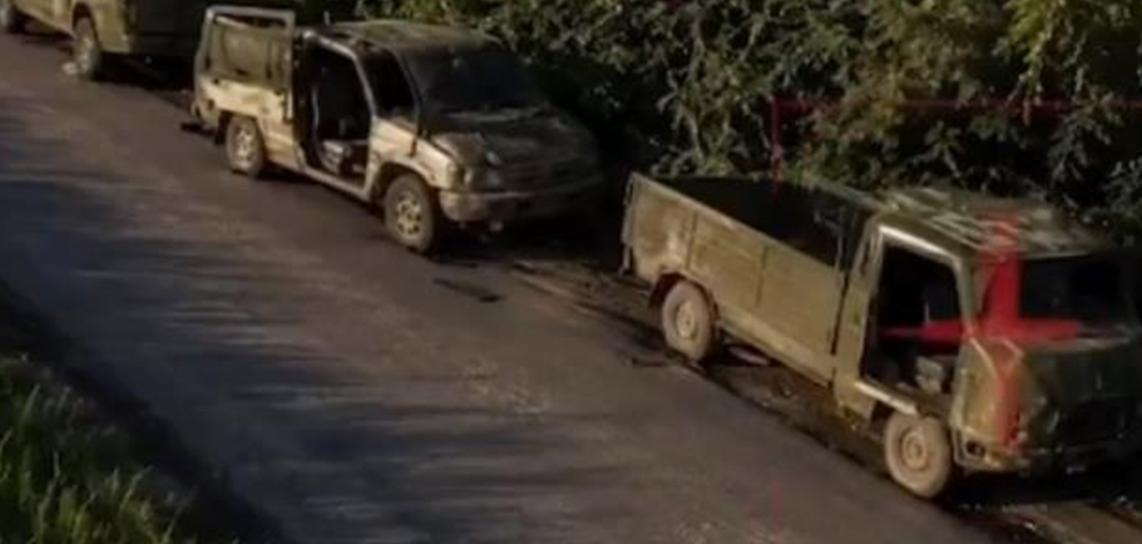 Бійці Азову показали удар по російській колоні