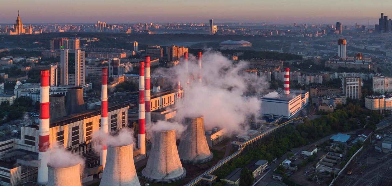 В РФ через вибух на ТЕЦ зникли світло та інтернет