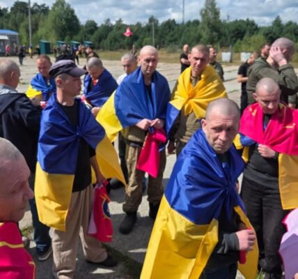 Україна повернула з полону понад 100 військових
