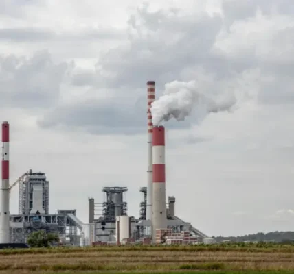Україна атакувала російський НПЗ, танкери та пороми: деталі від Генштабу