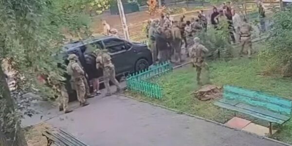З’явилося відео сутички між СБУ та ГУР