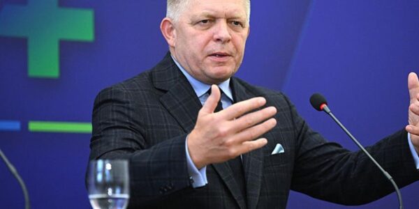 Фіцо відмовився захищати НАТО в разі нападу Росії