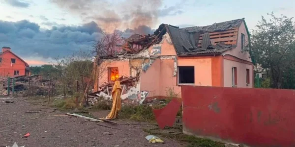 Обстріл Київщини 20 серпня: пошкоджено АЗС, склади й приватні будинки, є загиблий