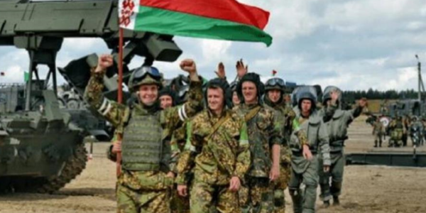 Білорусь стягнула до Сувальського коридору війська