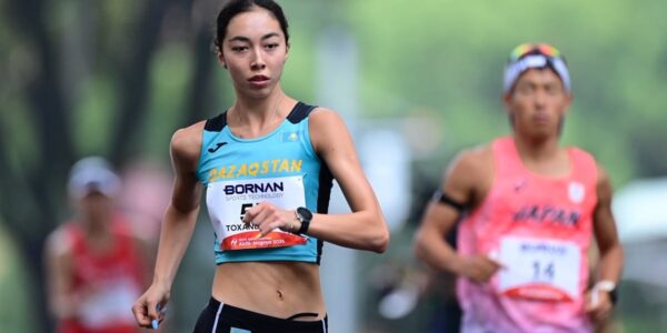 Казахстанська спортсменка втратила медаль через кросівки