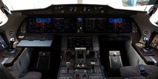 Пілоти з України і Росії побилися на борту лайнера flydubai - ЗМІ