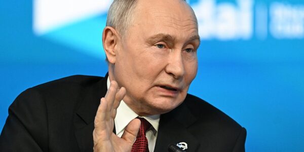 Путін закликав ділити світ заново
