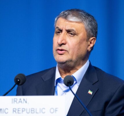 Іран відкинув вимогу США скоротити збагачення урану