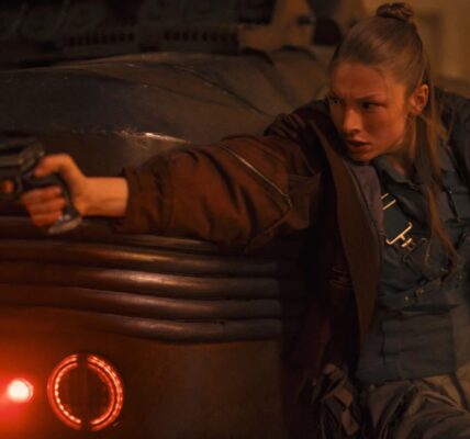 Вийшов офіційний трейлер стрічки Той, хто біжить по лезу 2099