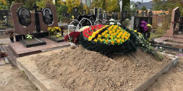 У Вінниці таємно поховали Кашпіровського