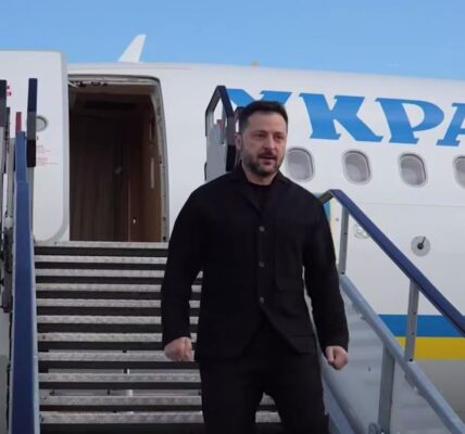 Зеленський прибув з візитом у Нідерланди